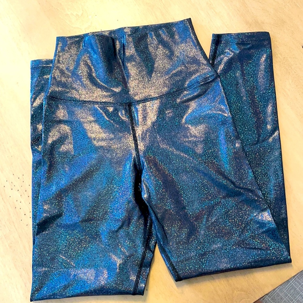 Nwot beach riot iridescent leggings